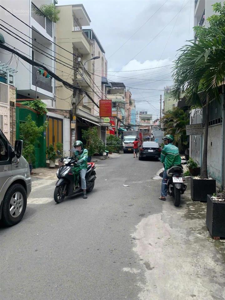 Bán tòa nhà căn hộ dịch vu đường tô hiến thành q10, dt 5.9x20 hầm 6 tầng st, hd thuê khoán 90tr/th