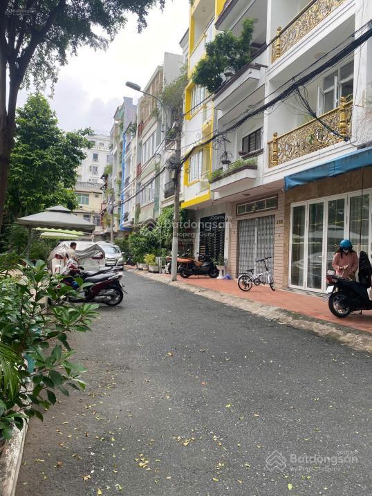 Bán nhà hẻm 8m sư vạn hạnh, p12, q10, dt 8x14m, 3 lầu thiết kế sang trọng có thang máy, 24 tỷ tl