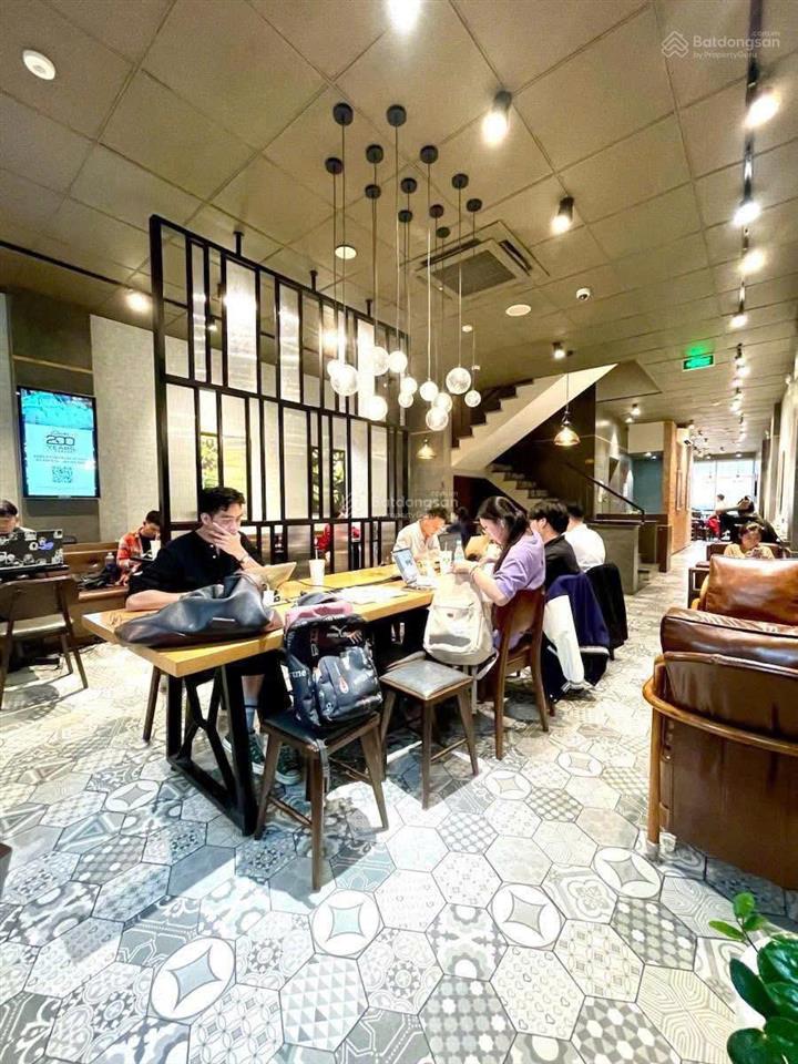 Bán nhà mặt tiền đường thiên phước, dt 4.5x14 nhà mới 5 tầng, nở hậu 5.5m giá 16.6 tỷ thương lượng