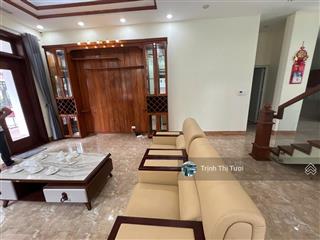 Cho thuê biệt thự kđt bảo sơn diện tích 210m2, mặt tiền 10m, full đồ, giá rẻ nhất khu
