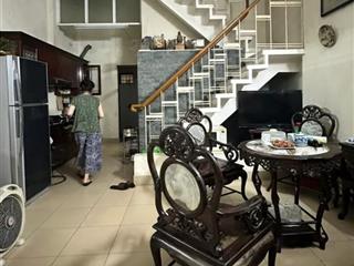 Khu quan chức phân lô  dân xây  móng 7 tầng  ô chờ thang máy trước nhà 2 ô tô tránh 54m 4 tầng