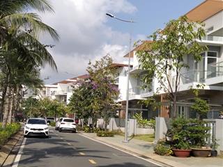 Bán 1 căn gốc siêu to 130m2  dtxd đến 250m2 dragon villege phú hữu giá 7.x tỷ  0934 002 ***