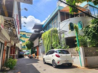 Nhà c4 xây mới, khuôn đất đẹp 5x18m nở nhẹ. hẻm 5m ngay trường chinh  k300. giá 13,9t