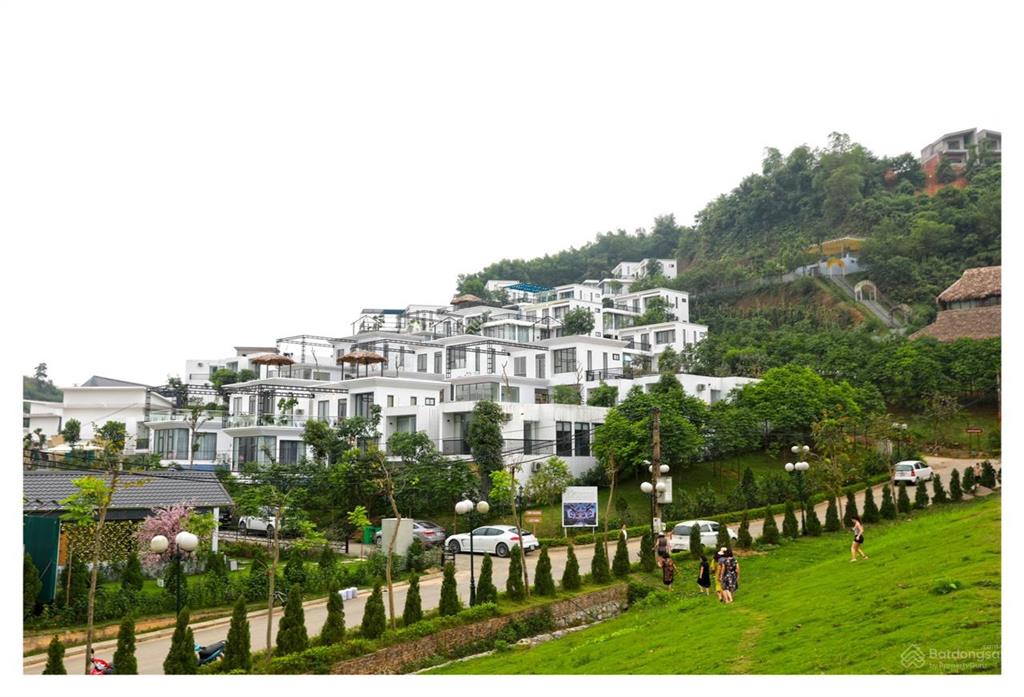 Chỉ 5.6 tỷ sở hữu ngày căn biệt thự 2 tầng có bể bơi riêng tại sun village hòa bình