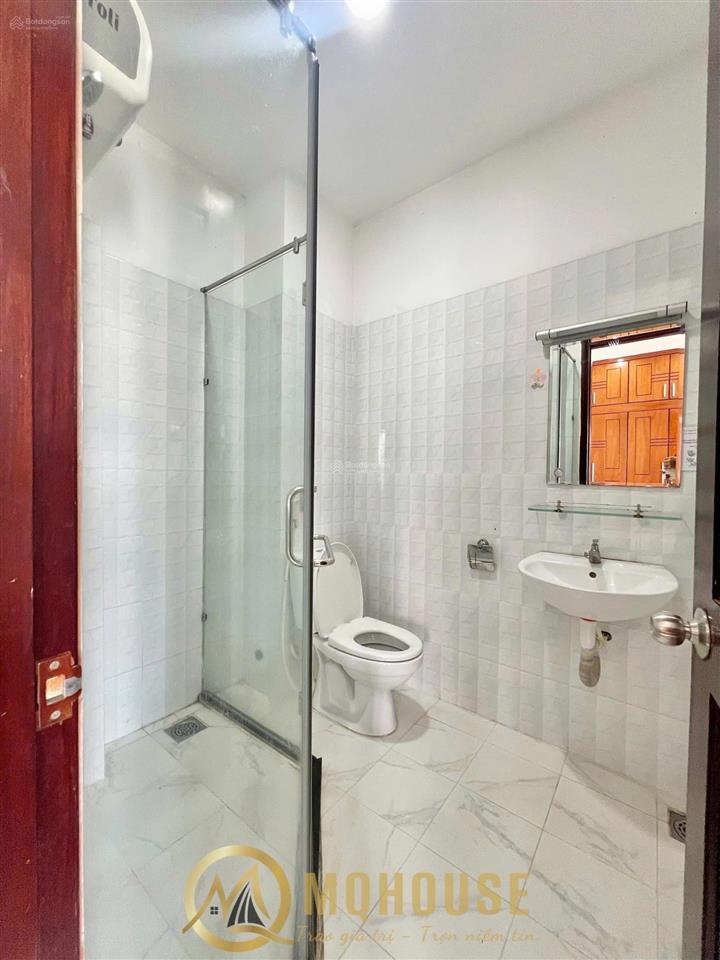 Chdv full nội thât 35m2 gần chợ tân định quận 1, thang máy, sạch sẽ, an ninh