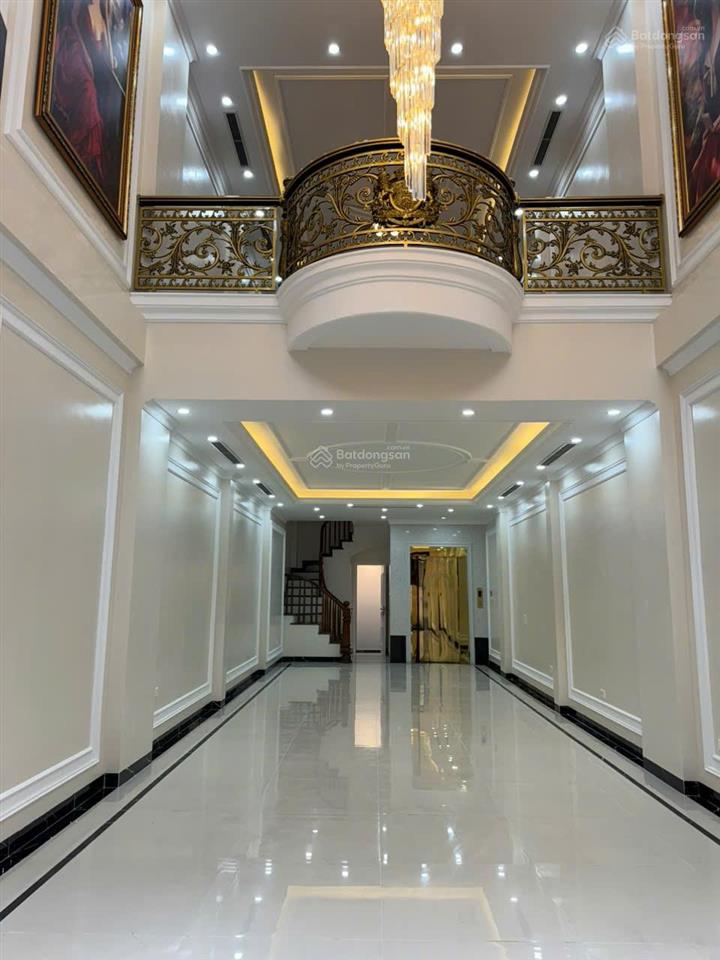 Nhà 7 tầng, thang máy,gara ôtô. phân lô quân đội 918(cạnh sân golf long biên). dt90m2. thoáng 2 mặt