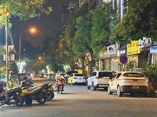 Bán nhà việt hưng, kinh doanh, làm văn phòng, mặt đường lớn, giá 12 tỷ x nhỏ