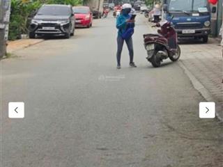 Bán lô đất 2 mặt hồ cống thôn thông ra đường đặng công chất, thị trấn yên viên, gia lâm, hà nội