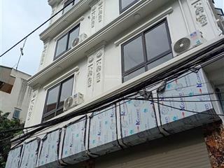 Chính chủ cho thuê cửa hàng dt 40m2 ngõ 252 đại mỗ, gần chợ chiều, ô tô đỗ cửa, gần aeon hà đông