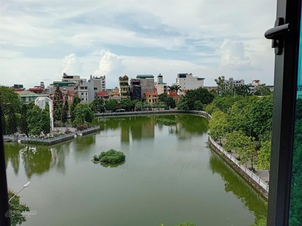 3.7tr chính chủ cho thuê căn hộ ccmn mặt phố 5 nguyễn đạo an, view hồ phú diễn thoáng, ô tô đỗ cửa