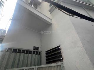 Chính chủ bán nhà 72/19 huỳnh văn bánh p 15 phú nhuận 2 tầng chỉ 2,6 tỉ thương lượng