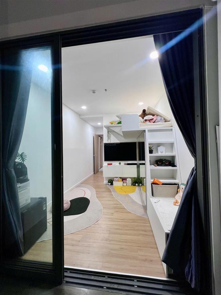 Bán gấp căn mt eastmark city 3pn3wc full nội thất.0937 981 ***