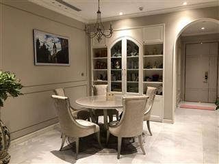 Hàng độc nhất vô nhị căn hộ 3 ngủ view Sông Hồng tầng cao full nội thất giá cực tốt. 0914772279 