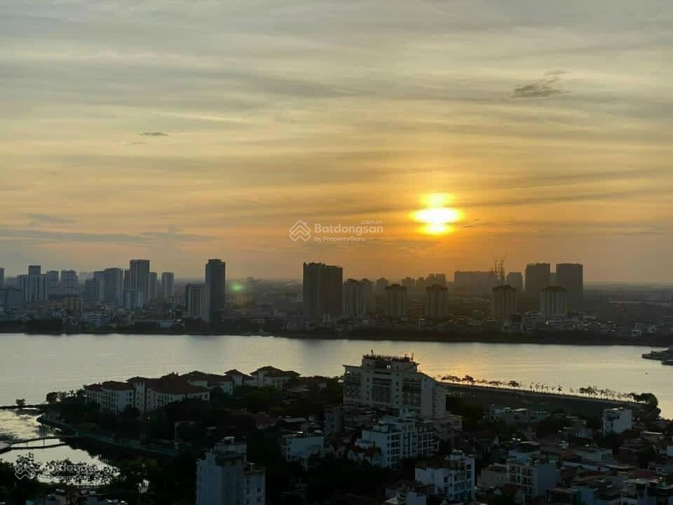 Đón đầu hạ tầng tây hồ bán căn hộ cao cấp 234m2 d'. le roi soleil tầm nhìn triệu đô. 0914 772 ***