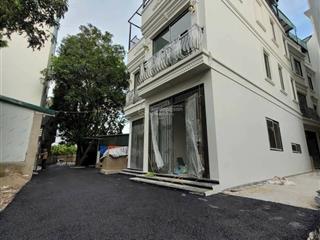 Bán nhà tổ 4 phường cự khối  nay ( thuộc phường long biên ) nhà 4 tầng dt 33m ô tô đỗ cổng.