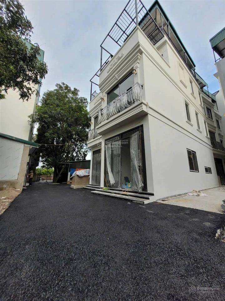 Bán nhà tổ 4 phường cự khối nay (thuộc phường long biên) nhà 3,5 tầng dt 33m2 ô tô đỗ cổng