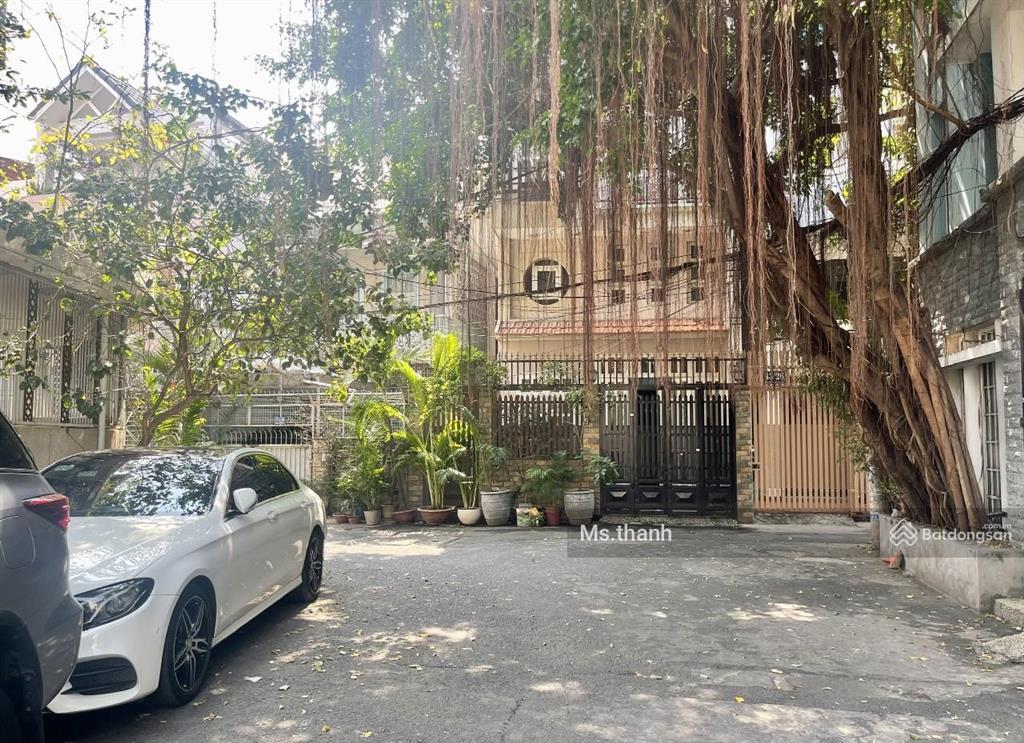 Biệt thự hẻm 6m xe 7 chỗ quay đầu, bình thạnh sát đa kao & tân định, 9mx18,5m, vuông vức, 4 tầng