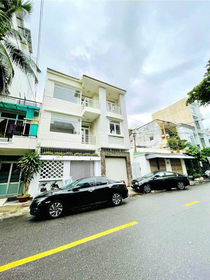 Bán nhà 195m2 mt ngô đức kế  tân tiến. ngang gần 10m cực đẹp, sát biển nha trang