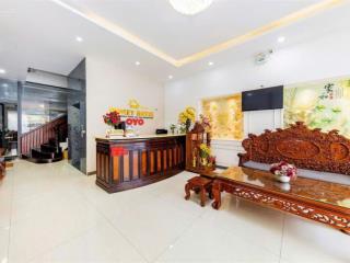Bán khách sạn giá rẻ, mặt tiền nguyễn thiện thuật, nha trang giá ngộp 320 triệu/m2. cần bán gấp