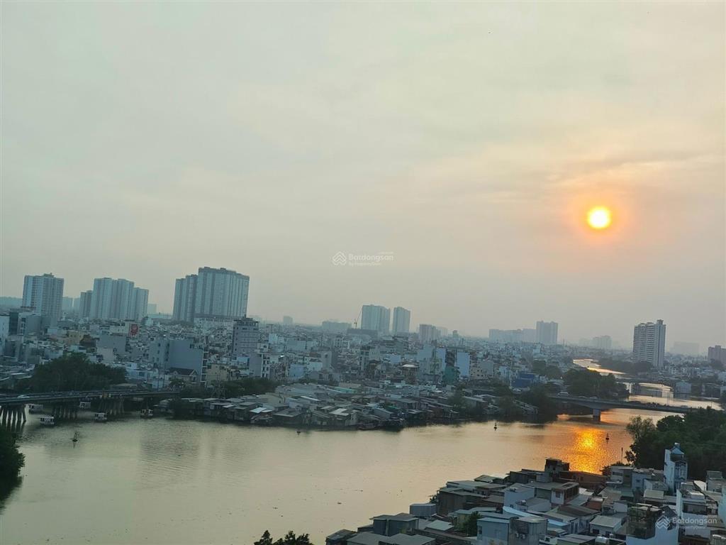 Cần bán căn hộ 2pn 2wc tháp a diện tích lớn view sông hàng khan hiếm giá cạnh tranh nhất de la sol