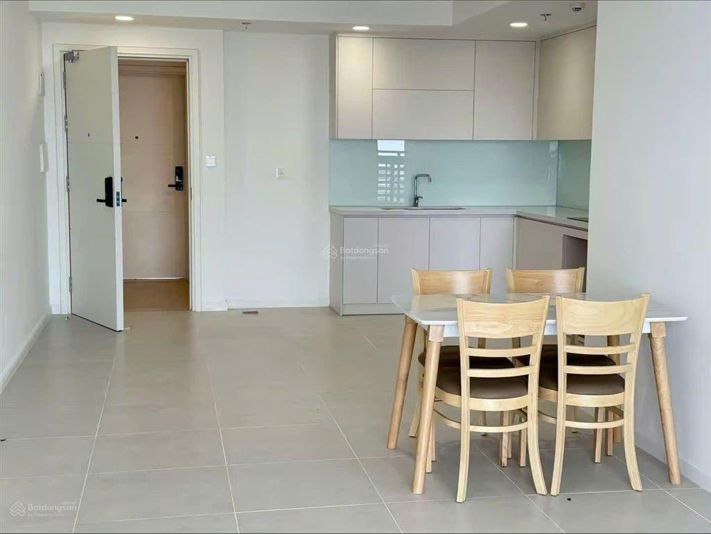 Hot deal cho thuê 13tr/ tháng căn 84m2, view land mark 81. 0907 594 ***