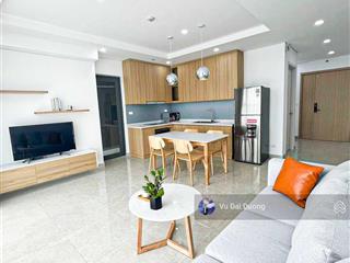Cho thuê căn 2 ngủ full nội thất mới tinh, giá 13.5 triệu/tháng bao phí quản lí + gym + vat