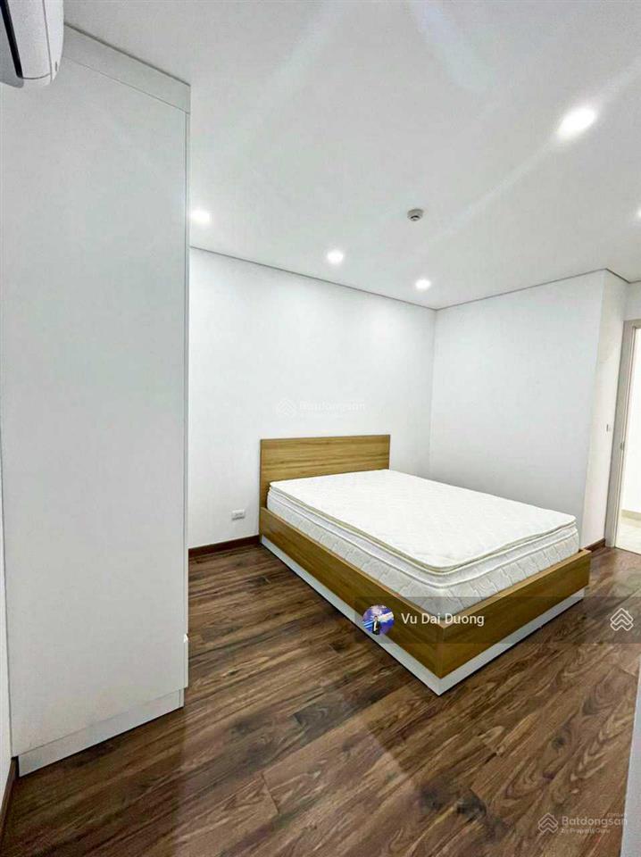 Cho thuê căn 2 ngủ full nội thất mới tinh, giá 13,5 triệu/tháng bao phí quản lý + gym + vat