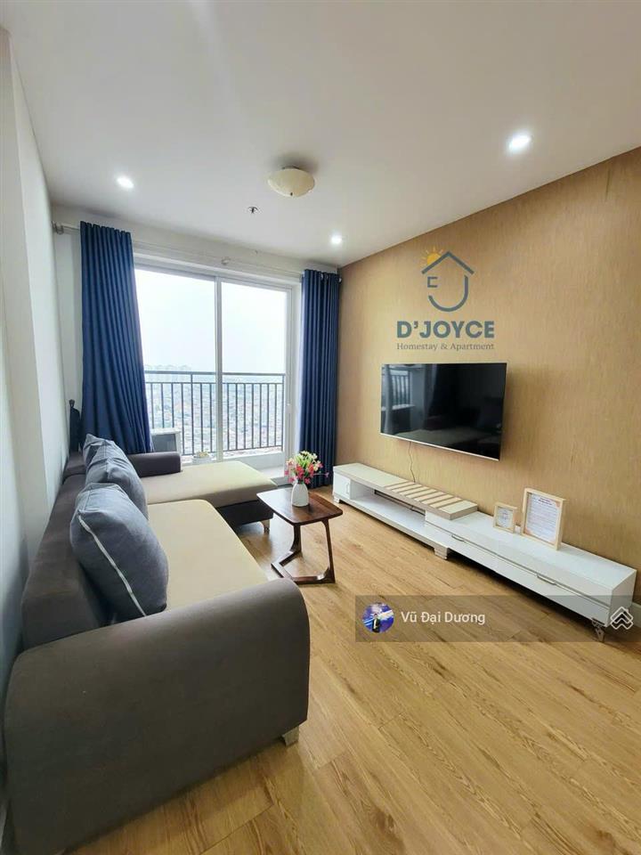 Cho thuê căn 2pn 2wc full đồ shp plaza giá 11 triệu/tháng bao phí quản lí + internet