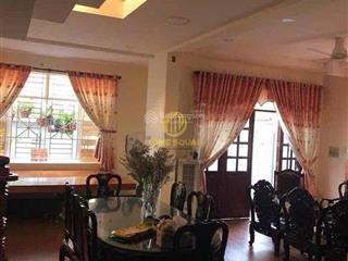 Cho thuê gấp biệt thự nguyễn gia trí p.25 q.bình thạnh dt 8x183 tầng.giá thuê chỉ 35tr/tháng