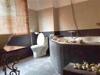 Cho thuê nhà đường nguyễn cửu vân quận bình thạnh dt 5x202 tầng.giá 32tr/tháng