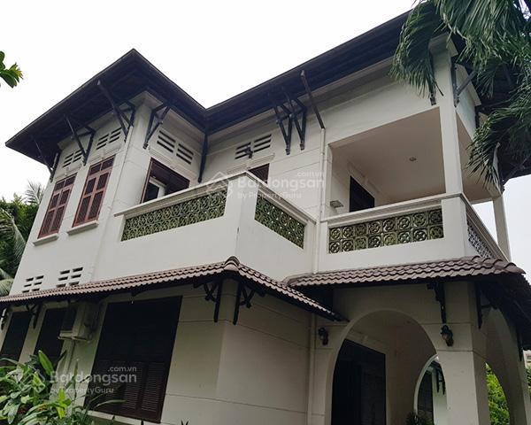 Cho thuê nhà hẻm góc 2 mặt tiền điện biên phủ quận bình thạnh dt 10x20m2 tầng, giá 49 triệu/tháng