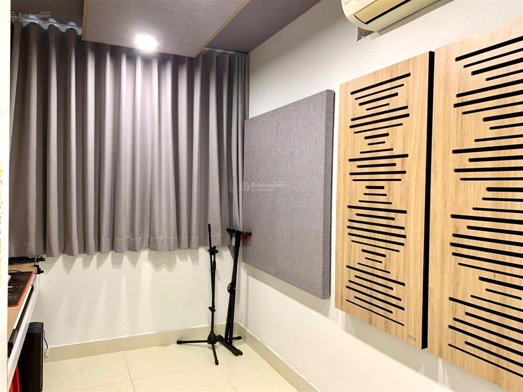 Cho thuê nhà mặt tiền nguyễn văn đậu quận bình thạnh dt 4,2x25m  5 tầng. giá chỉ 45tr/tháng