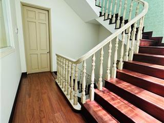 Cho thuê nhà nguyên căn hẻm 10m nguyễn gia trí quận bình thạnh dt 4x22m  2 lầu. giá 30tr/tháng