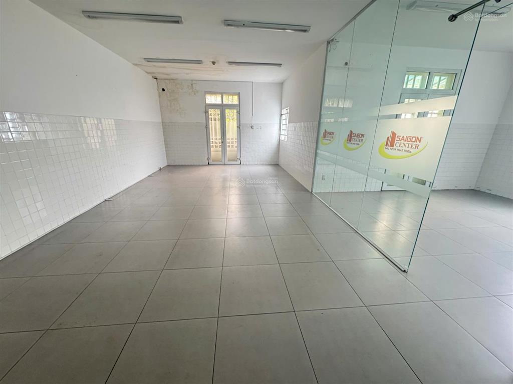 Cho thuê nhà góc 2 mặt tiền nguyễn gia trí quận bình thạnh dt 10x25m, 3 lầu. giá 55tr/tháng