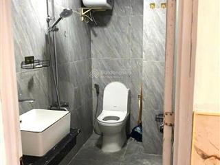 Chính chủ bán gấp căn góc chung cư 12t, full nội thất giá siêu rẻ