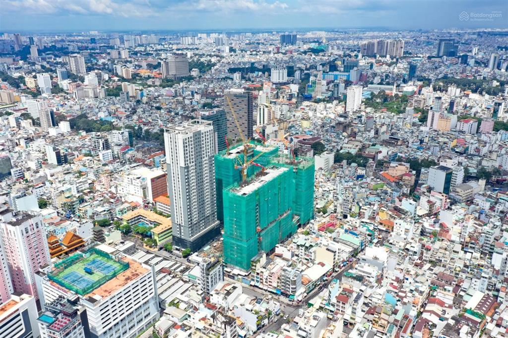 Bán căn 3pn the grand manhattan tầng cao view q1 tặng kèm suất đậu xe hơi định danh giá rẻ nhất tt