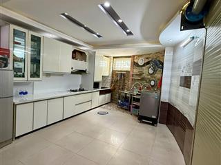 Bán nhà đường phạm văn nghị. vị trí vip. khu phố kinh doanh. nội thất đầy đủ. sổ công chứng ngay