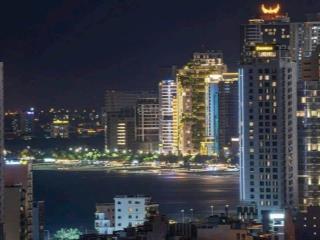 Đất biển sơn trà. giá rẻ bất ngờ. đường 10.5m. gần chợ, gần biển. gần trường.