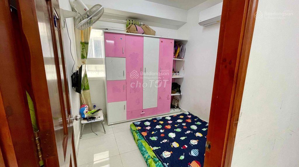 Bán căn hộ 8x plus 63m2 nhà mới 2pn 2wc giá chỉ 2.750 tỷ