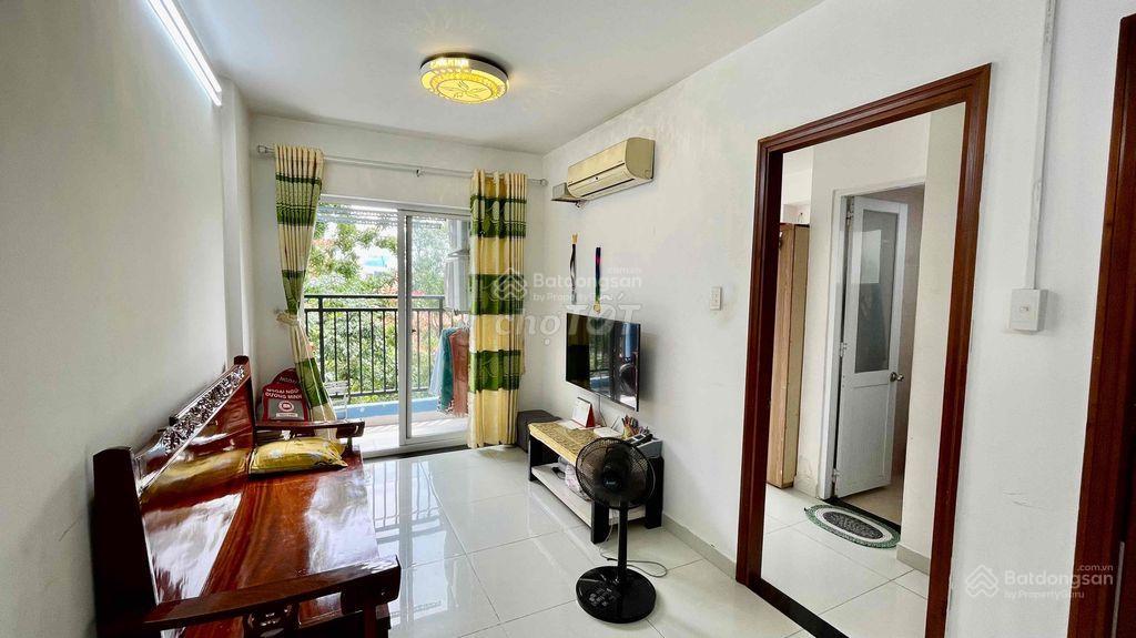 Bán căn hộ 8x plus 63m2 nhà mới 2pn 2wc giá chỉ 2.750 tỷ