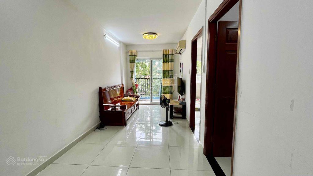 Bán căn hộ 8x plus 63m2 nhà mới 2pn 2wc giá chỉ 2.750 tỷ