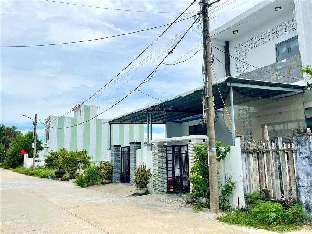 Cần bán lô đất điện nam đông đường oto 5m5 quay đầu sau lưng trường học