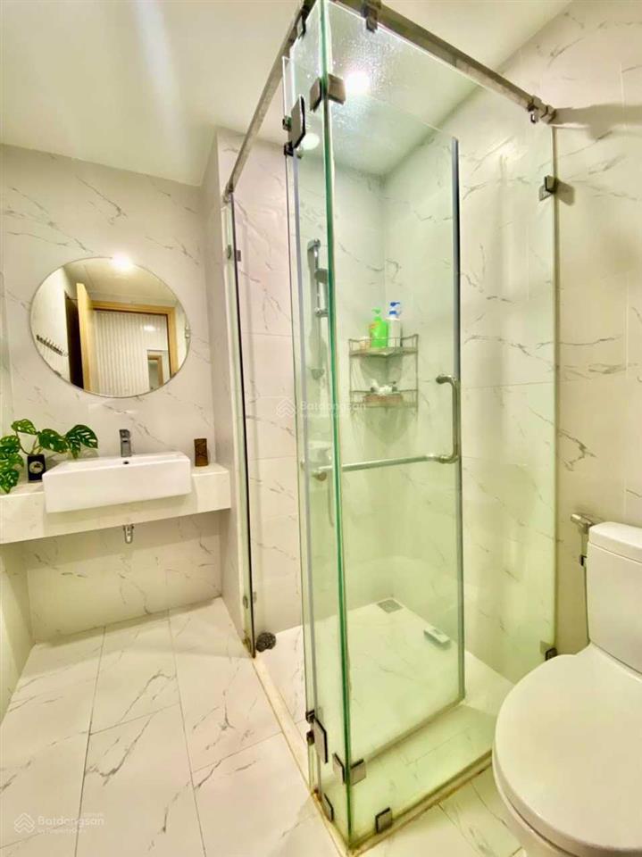 Kẹt tiền cần bán gấp căn 46m2 view biển, tầng cao, hướng mát full nội thất