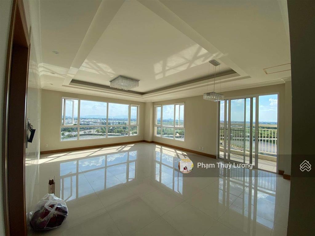 Chính chủ cho thuê căn 3pn 150m2 chung cư essensia bắc an khánh, giá 15 triệu/th.  0916 060 ***