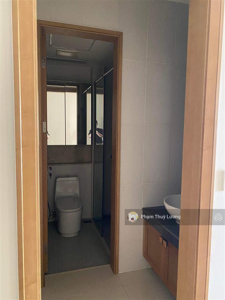 Chính chủ cho thuê căn 3pn 150m2 chung cư essensia bắc an khánh, giá 15 triệu/th.  0916 060 ***