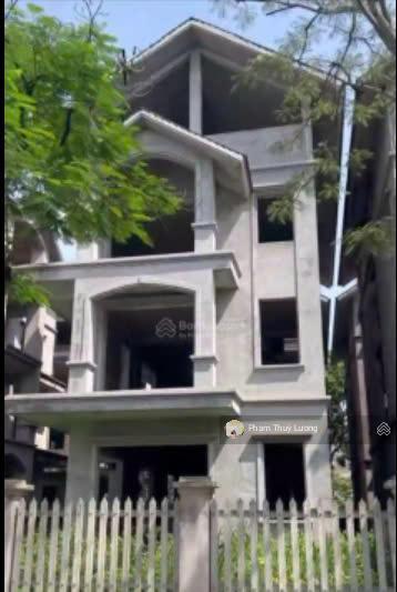 Bán biệt thự đơn lập 278m2 dự án phương viên nằm trong dự án mailand hanoi city. giá 145 triệu/m²