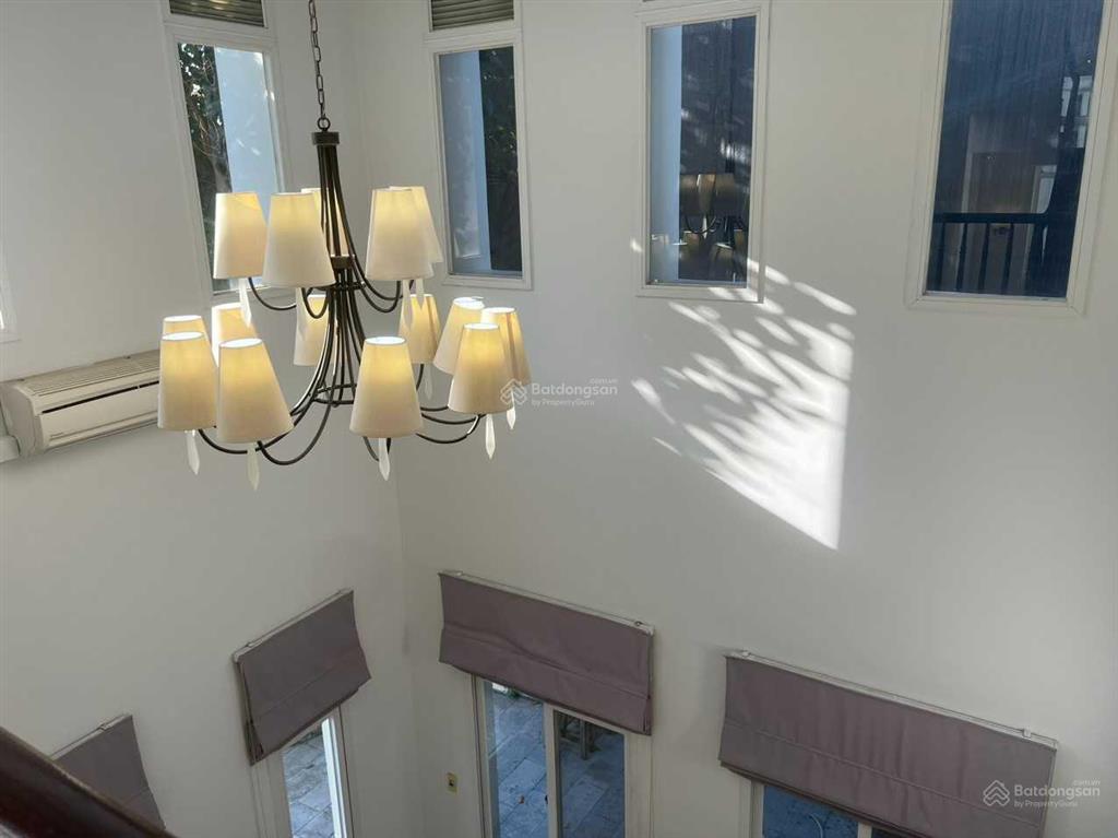 Chính chủ btsl 210m2 dự án splendora  mailand hanoi city. vị trí đẹp