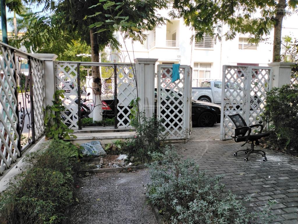 Bán liền bán liền kề hàng hiếm splendora an khánh, dt 129m2, giá chỉ nhỉnh 200tr/m2,  0916 060 ***