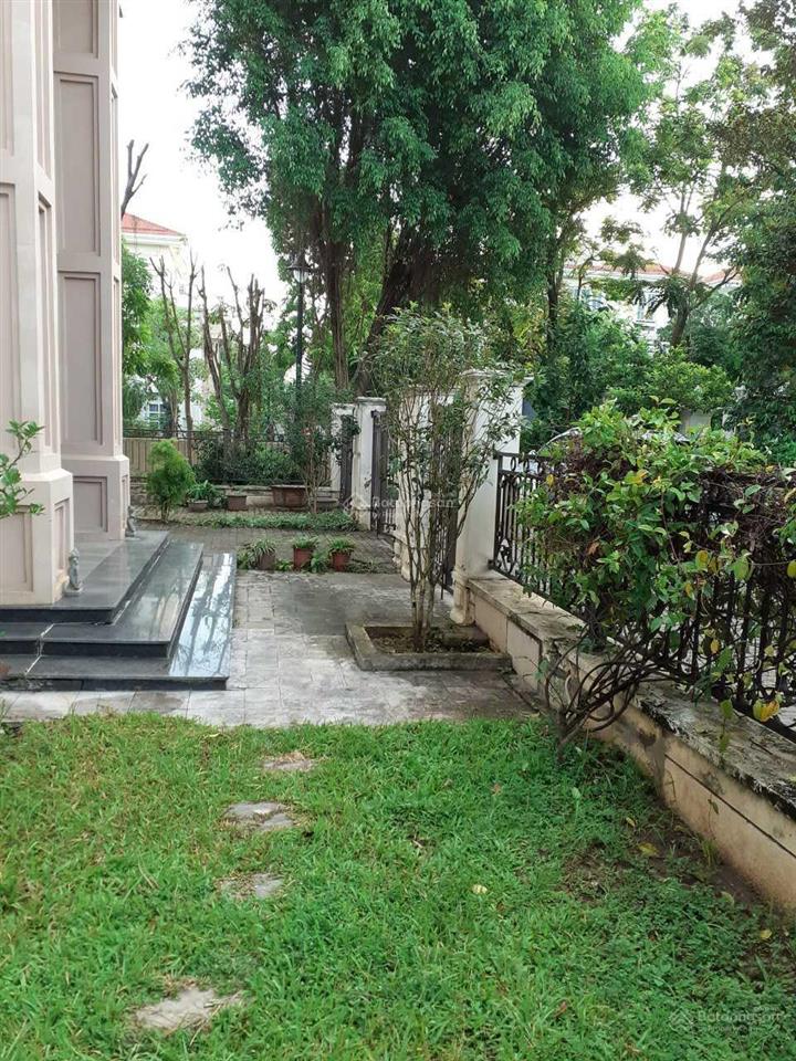 Chính chủ bán bt góc 330m2 đẹp dự án splendora  mailand hanoi city. giá tốt