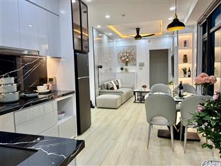 Chính chủ bán căn góc 62m2. nội thất mới 100%. tầng trung 28toà oc2b.  0931 354 ***